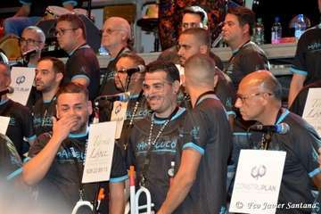 Acto de presentación de la murga teldense Los Nietos de Sarymanchez en el Teatro Víctor Jara de Vecindario (Foto Francisco Javier Santana)